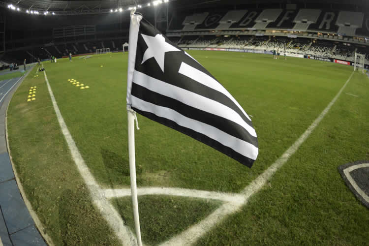 Botafogo desperdiça chance de reassumir a liderança em empate com o Fortaleza