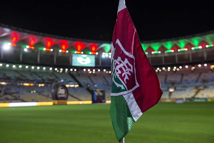 Fluminense e Internacional empatam em partida eletrizante