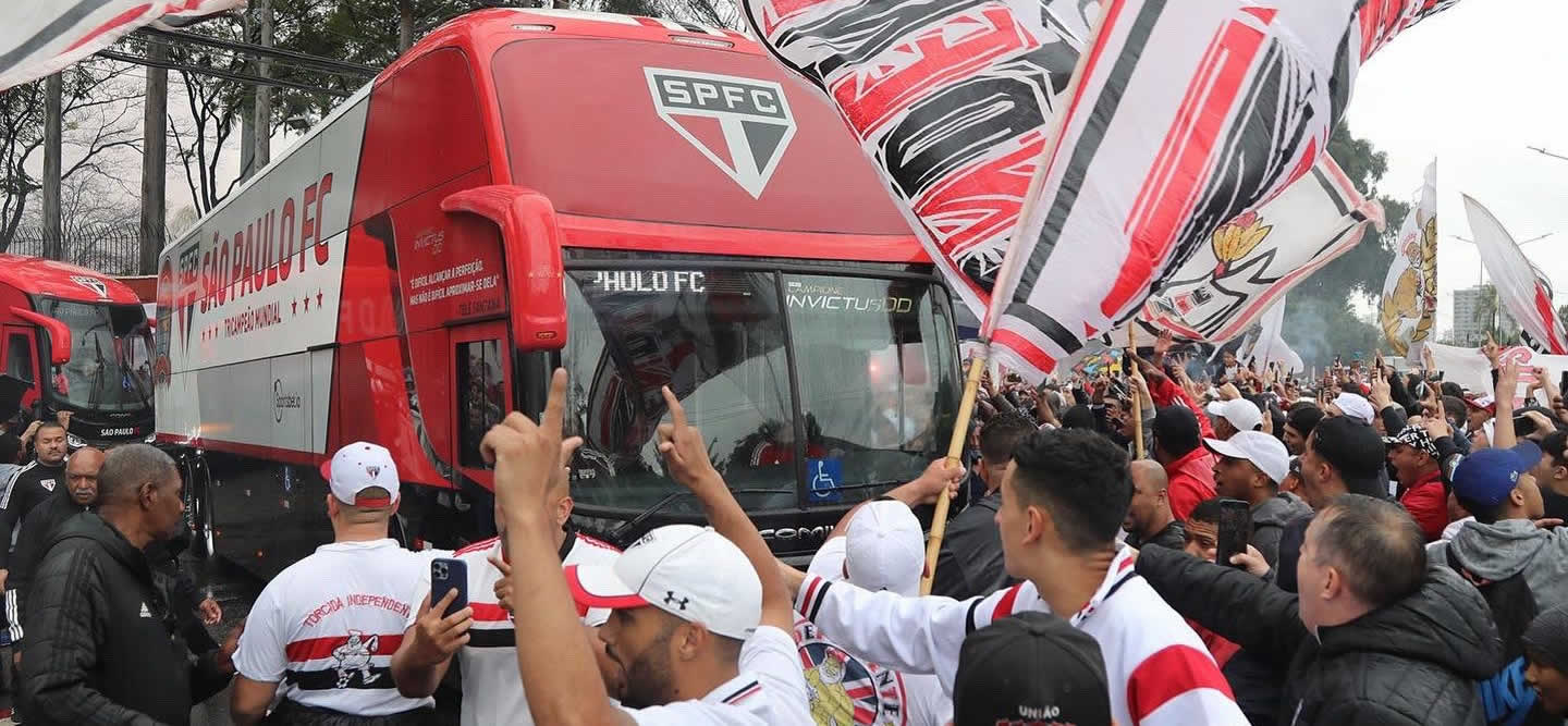 Na ressaca pós título, São Paulo busca vitória contra o Coritiba